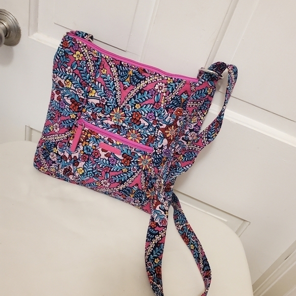 Vera Bradley "Kaleidescope" Pattern Crossbody/Shoulder Bag, Colorful, Preppy - Picture 1 of 5